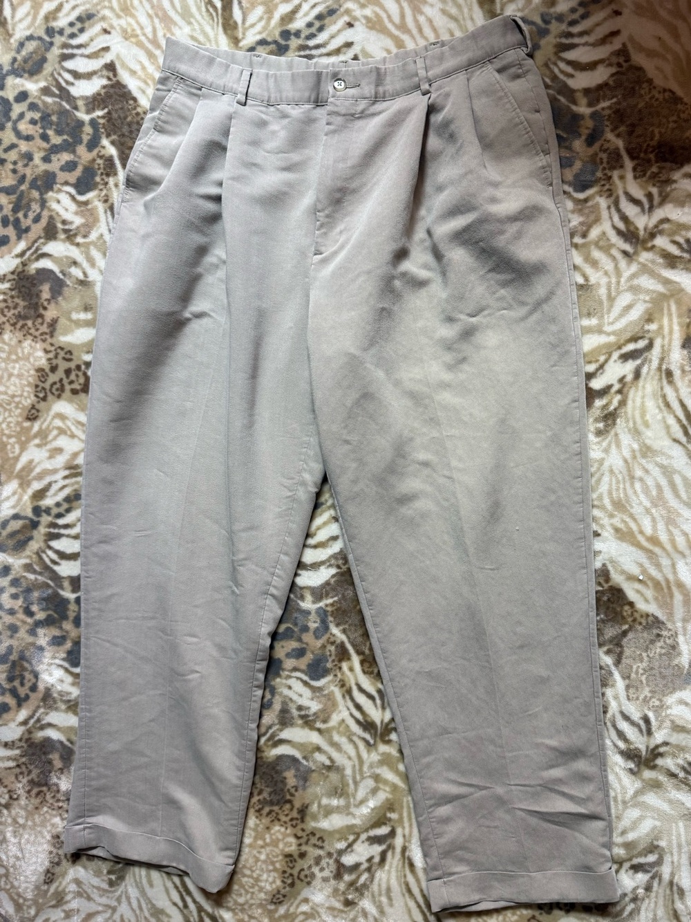 Studio New York by Henry Grethel tan pleated pants #pleated #designer